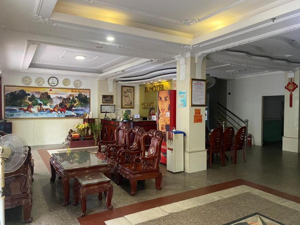 Khach San Thanh Hong Хошимін Екстер'єр фото